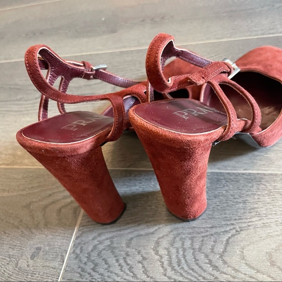 Prada Burgundy suede pumps (Sz 36) - Picture 6 of 15